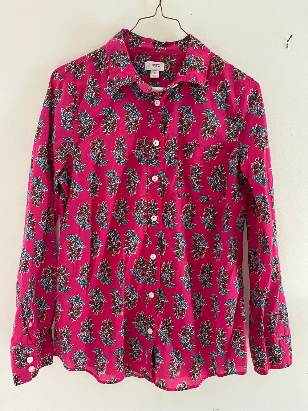 J. Crew Bright Pink Floral Button-Down Shirt novelty print preppy small workwear